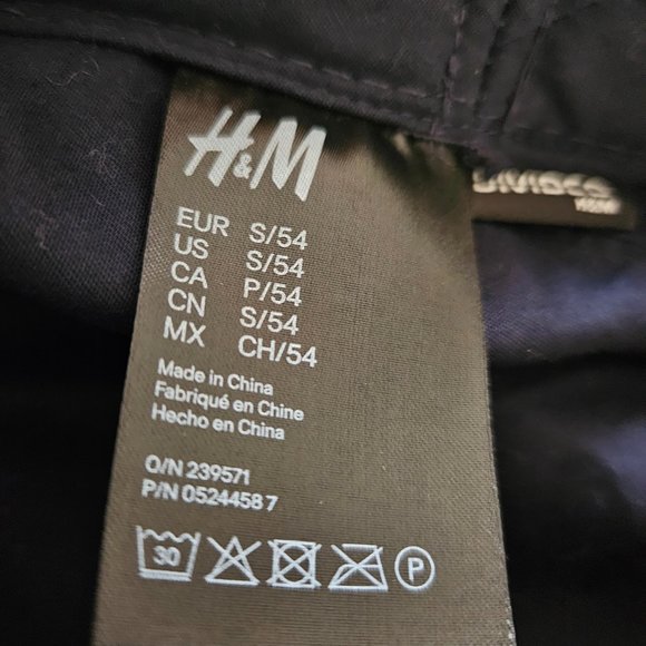 H&M Navy blue velure hat with tag. - Picture 4 of 4